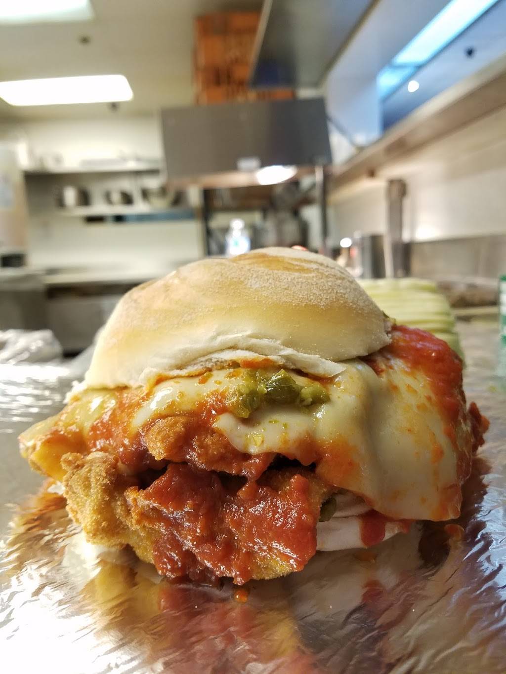 California Sandwiches | restaurant | 10815 Yonge St unit 3 & 4, Richmond Hill, ON L4C 3E3, Canada | 9052374703 OR +1 905-237-4703