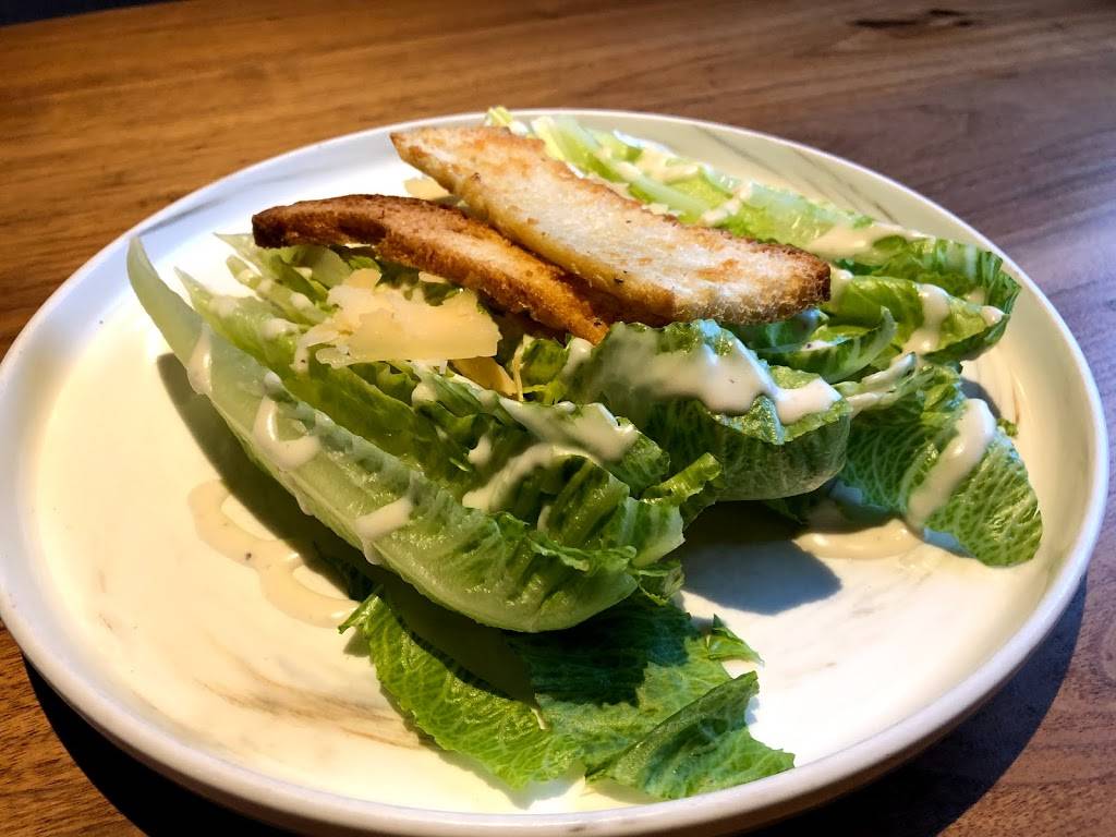 Safehouse | restaurant | 195 Old Forge Rd, East Greenwich, RI 02818, USA | 4018854999 OR +1 401-885-4999