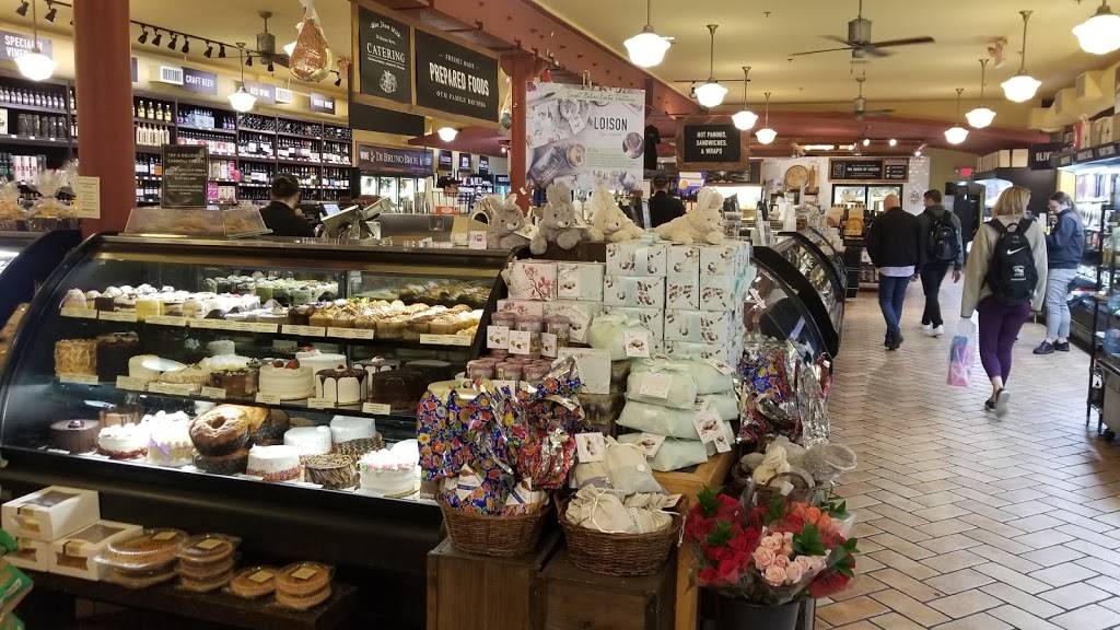 Di Bruno Bros. | cafe | 1730 Chestnut St, Philadelphia, PA 19103, USA | 2156659220 OR +1 215-665-9220