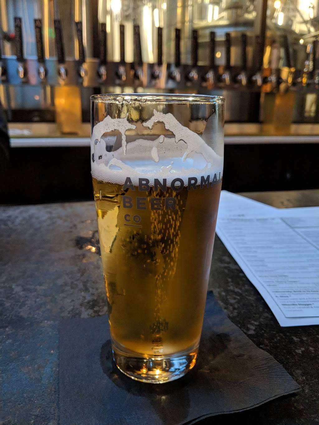 Abnormal Beer Co | restaurant | 16990 Via Tazon, San Diego, CA 92127, USA | 8586182463 OR +1 858-618-2463