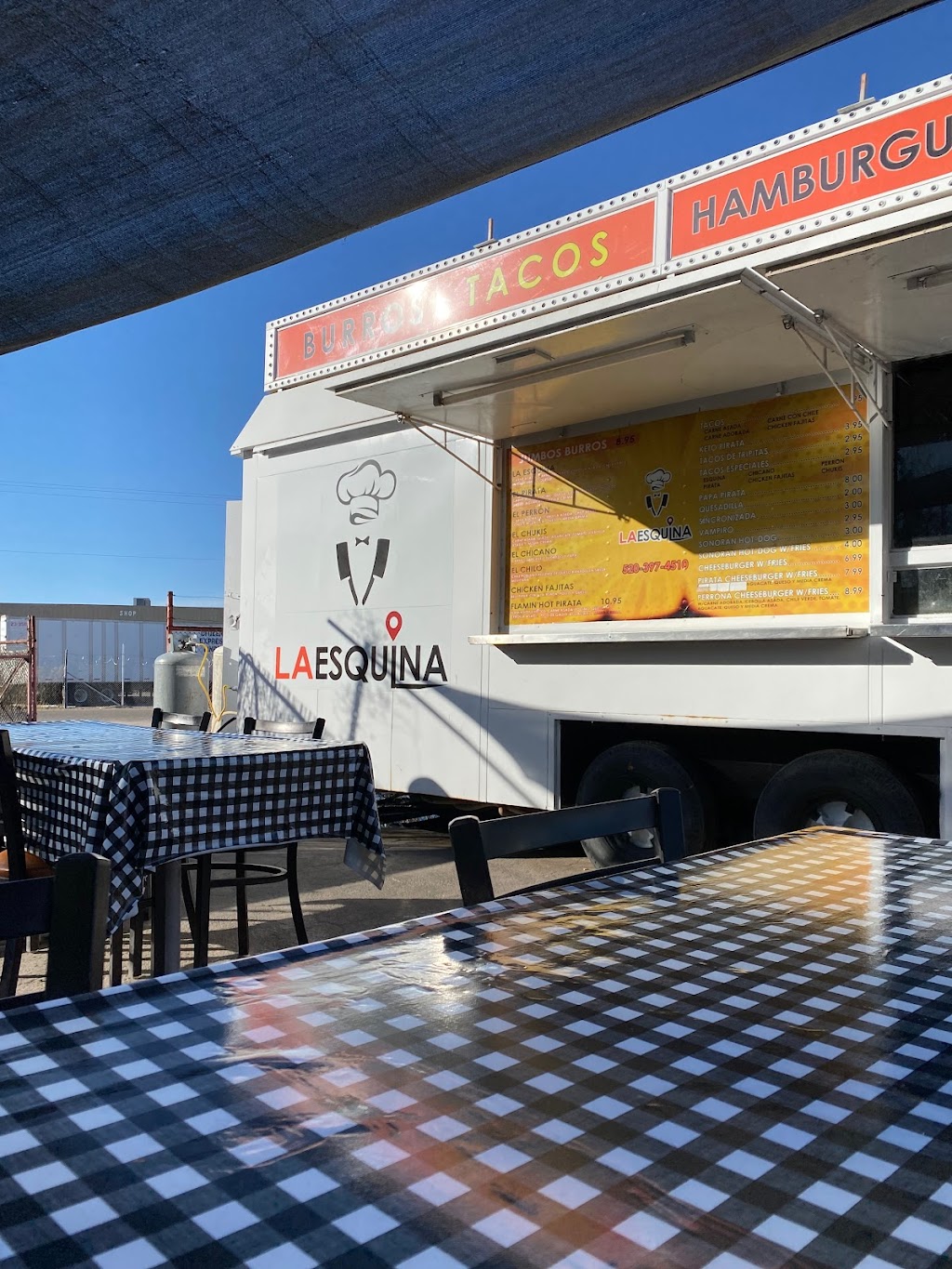 La Esquina | restaurant | 35 E Baffert Dr, Nogales, AZ 85621, USA | 5203974510 OR +1 520-397-4510