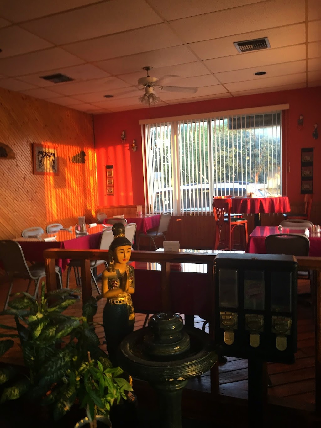 Thai Kitchen | restaurant | 1 Eglin Pkwy NE, Fort Walton Beach, FL 32548, USA | 8502435748 OR +1 850-243-5748