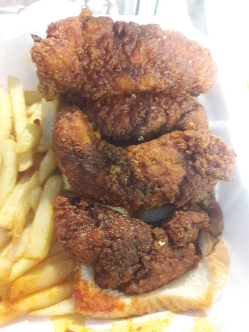 Harolds Chicken Nashville | restaurant | 811 Dickerson Pike, Nashville, TN 37207, USA | 6155302384 OR +1 615-530-2384