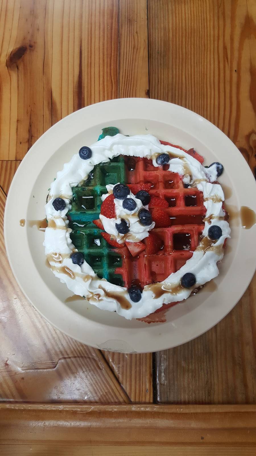 Finchs Family Restaurant of Creedmoor | restaurant | 101 West Masonic St, Creedmoor, NC 27522, USA | 9195286565 OR +1 919-528-6565