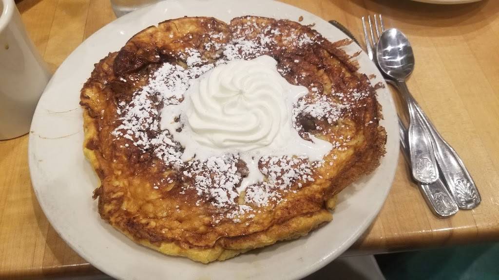 The Magnolia Pancake Haus | restaurant | 606 Embassy Oaks Ste 100, San Antonio, TX 78216, USA | 2104960828 OR +1 210-496-0828