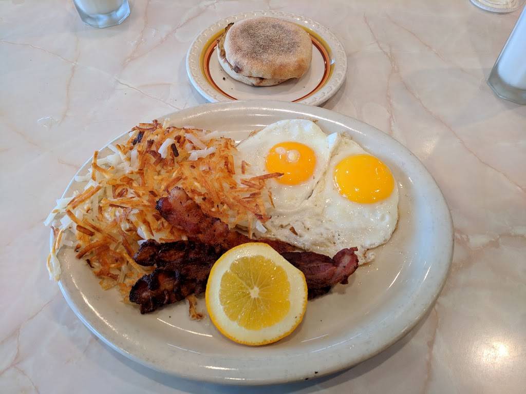 Capitol Cafe Pancake House & Restaurant | restaurant | 14375 W Capitol Dr, Brookfield, WI 53005, USA | 2627816333 OR +1 262-781-6333