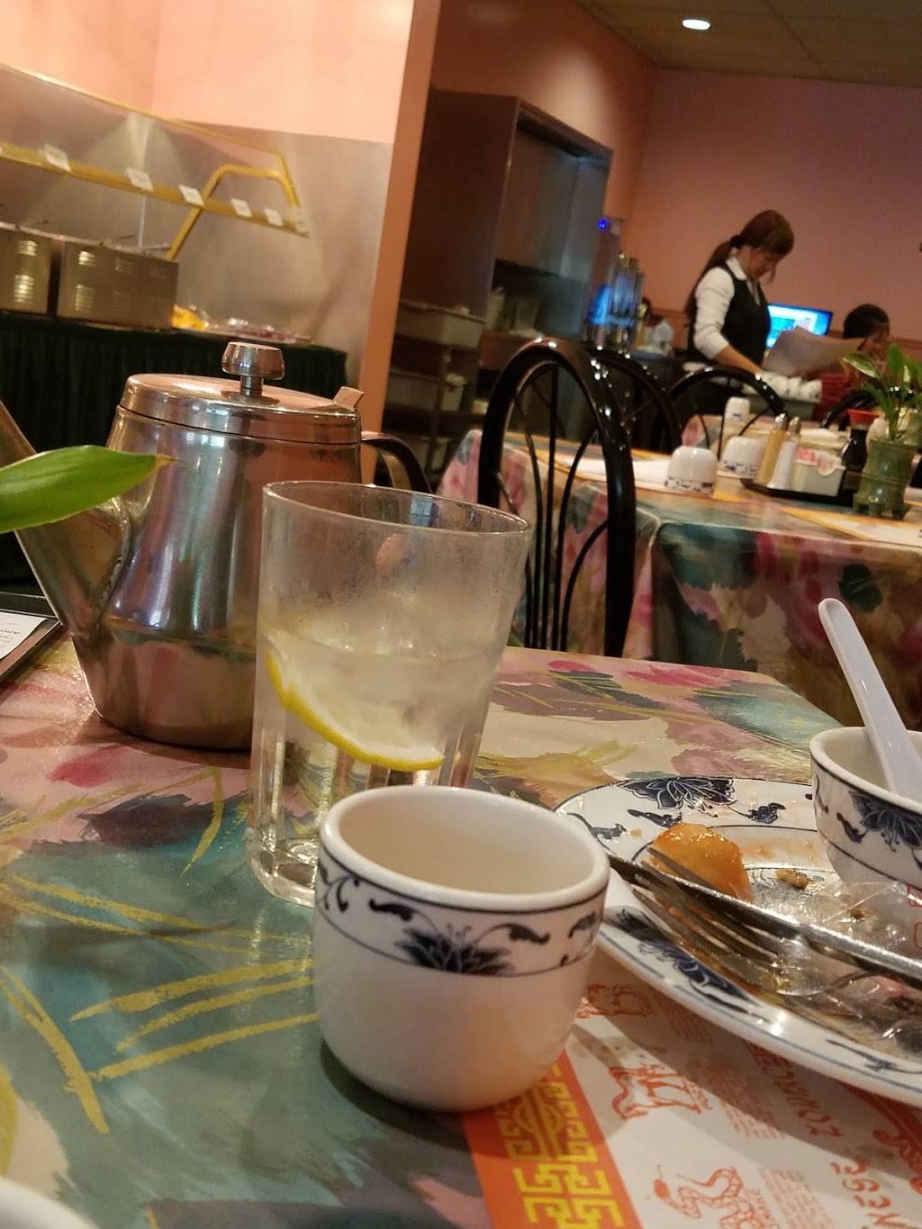 Green Garden | restaurant | 1678 S Eastwood Dr, Woodstock, IL 60098, USA | 8153381168 OR +1 815-338-1168