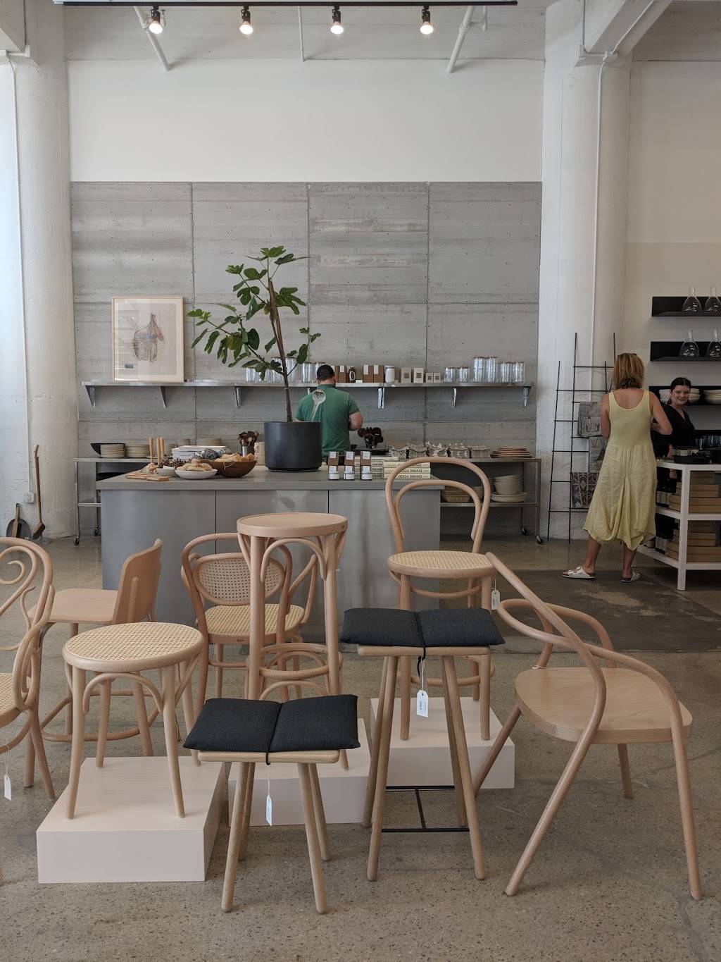 ROW DTLA | shopping mall | 777 Alameda St, Los Angeles, CA 90021, USA | 2139888890 OR +1 213-988-8890