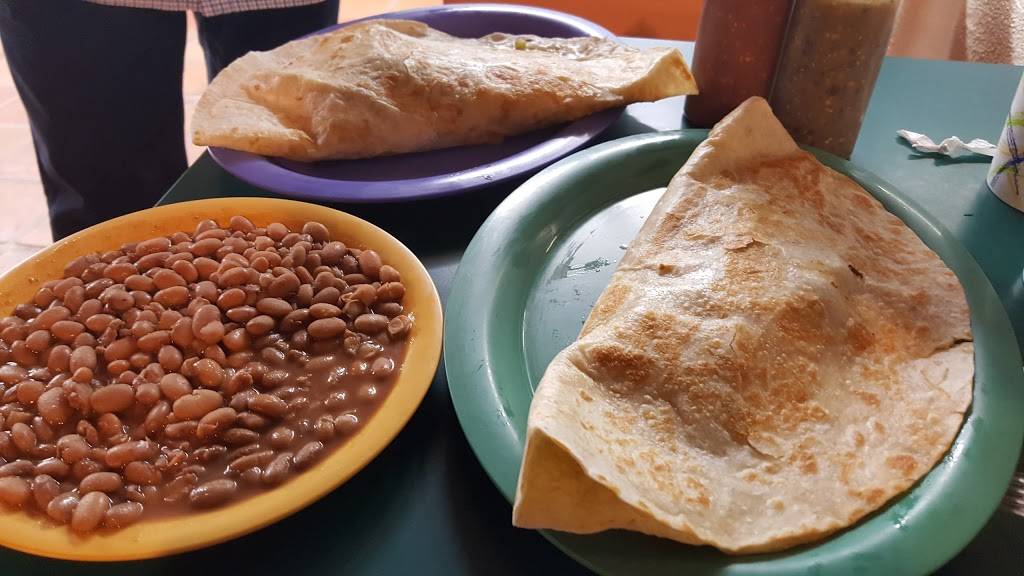 Super Cucas | restaurant | 626 W Micheltorena St, Santa Barbara, CA 93101, USA | 8059624028 OR +1 805-962-4028