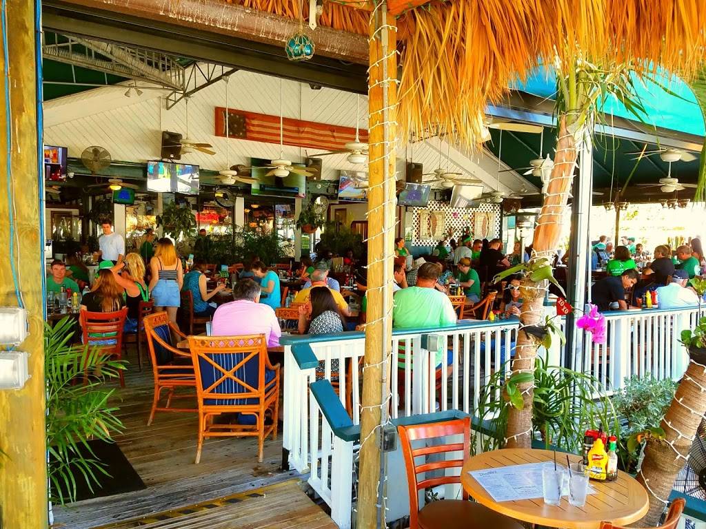 E.R. Bradleys Saloon | restaurant | 104 N Clematis St, West Palm Beach, FL 33401, USA | 5618333520 OR +1 561-833-3520