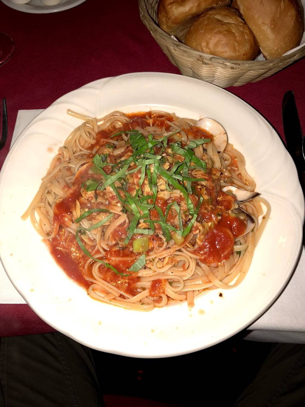 Restaurant Mamma Mia Pizzeria | restaurant | 6070 Chemin de la Côte-Saint-Luc, Montréal, QC H3X 2G8, Canada | 5144889504 OR +1 514-488-9504