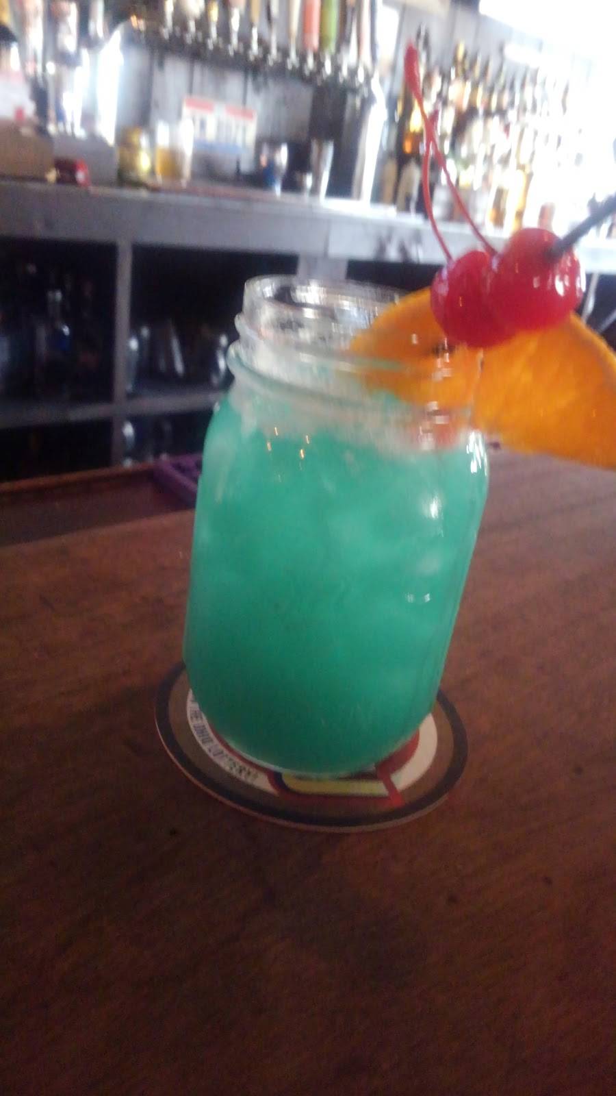 Swinging Door Bar And Grill | restaurant | 3500, 20130 Center Ridge Rd, Rocky River, OH 44116, USA | 2168014800 OR +1 216-801-4800