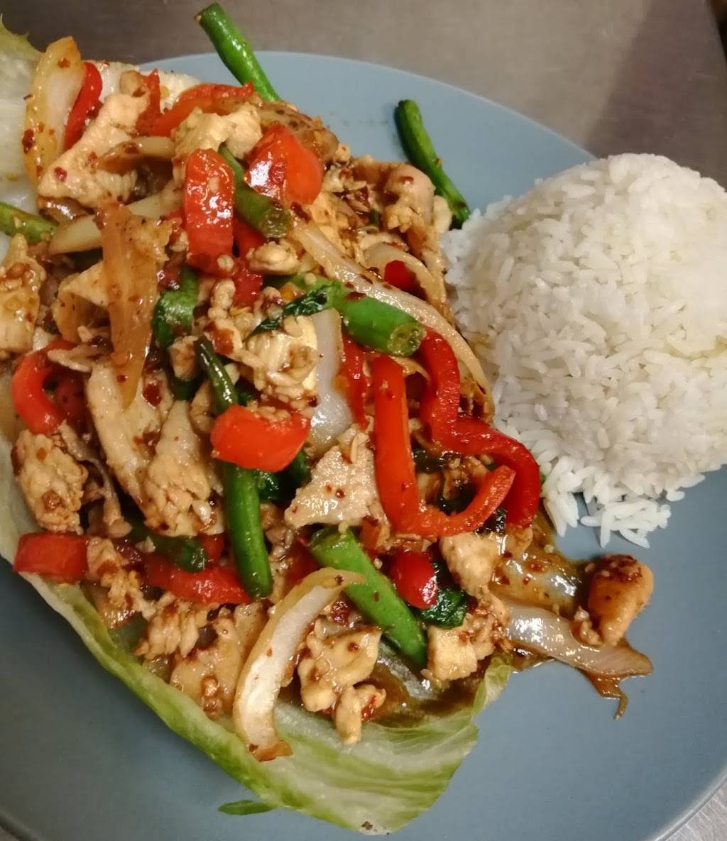 Phang Roy Thai Cuisine | restaurant | 877 S Citrus Ave, Azusa, CA 91702, USA | 6269668797 OR +1 626-966-8797