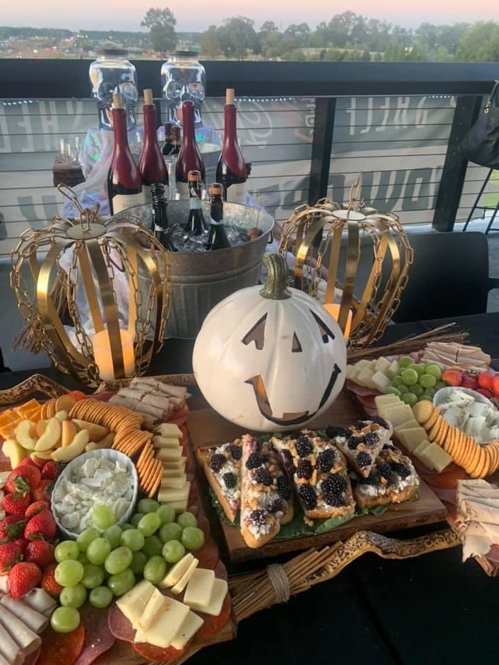 Top Shelf Grill | restaurant | 6080 Getwell Rd Suite 400, Southaven, MS 38672, United States | 6625104994 OR +1 662-510-4994