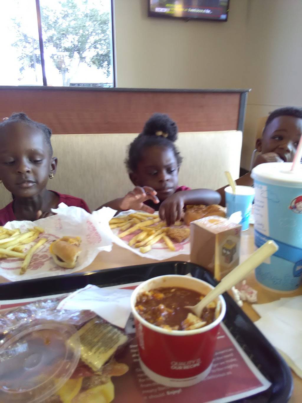 Wendys | restaurant | 2309 S, US-1, Fort Pierce, FL 34982, USA | 7724680087 OR +1 772-468-0087