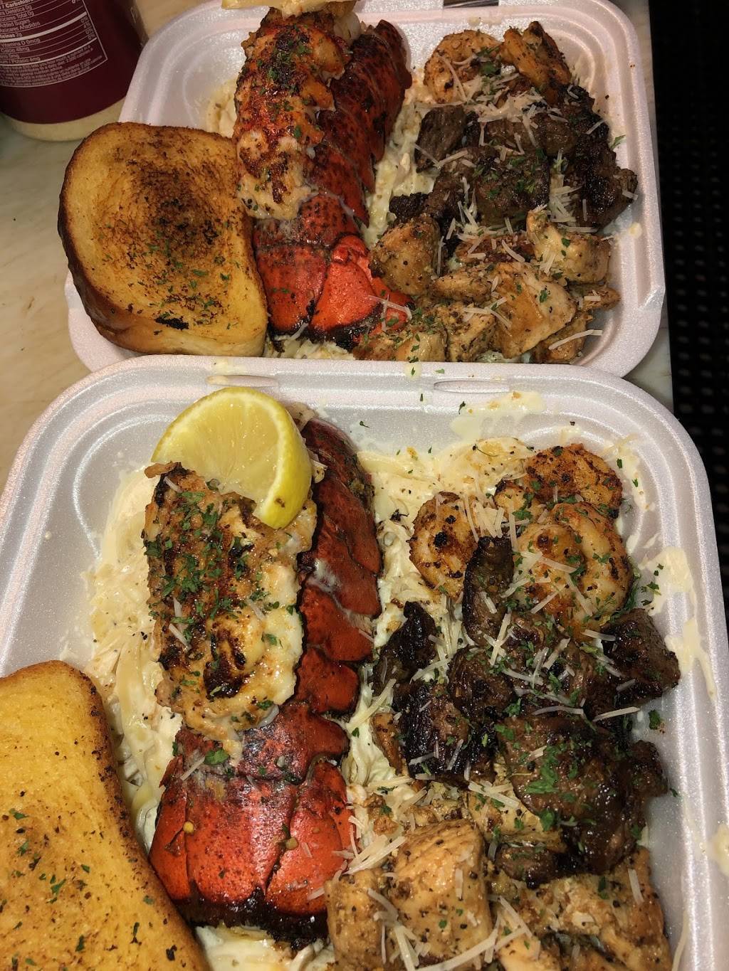 The Upgrade Food and Spirits | restaurant | 2640 W Laskey Rd, Toledo, OH 43613, USA | 4194743971 OR +1 419-474-3971