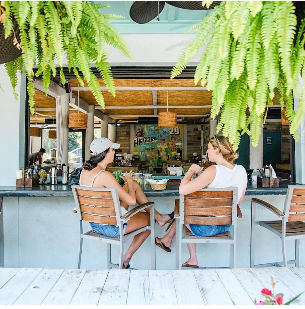 Lowlife Bar | restaurant | 106 E Hudson Ave, Folly Beach, SC 29439, USA | 8436330460 OR +1 843-633-0460