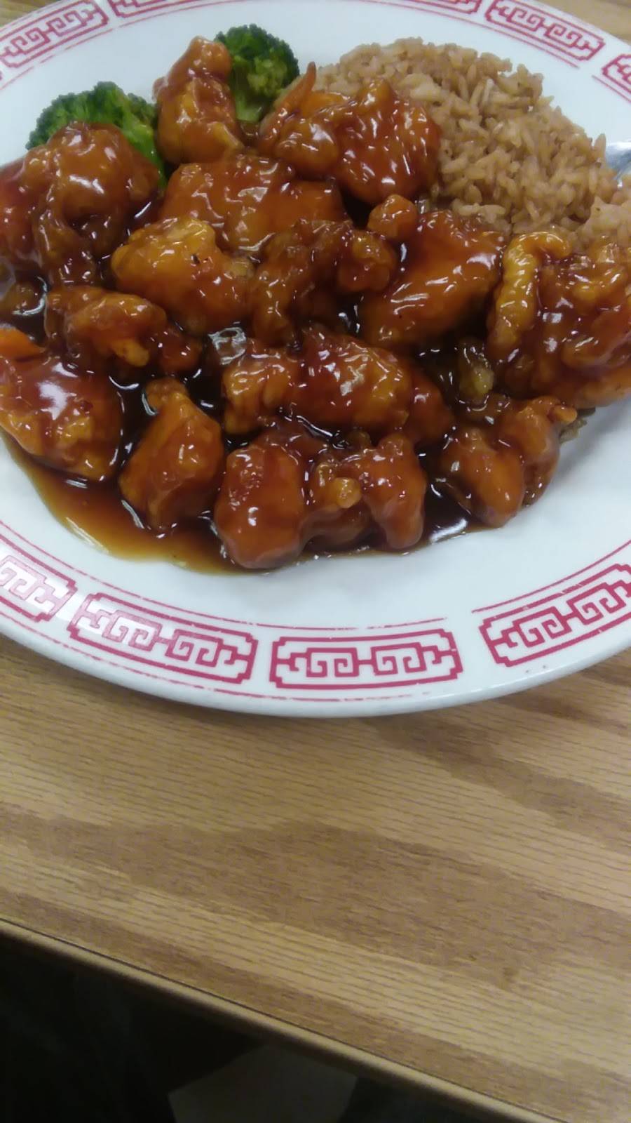 China One | restaurant | 131 S 4th St, DeKalb, IL 60115, USA | 8157569102 OR +1 815-756-9102