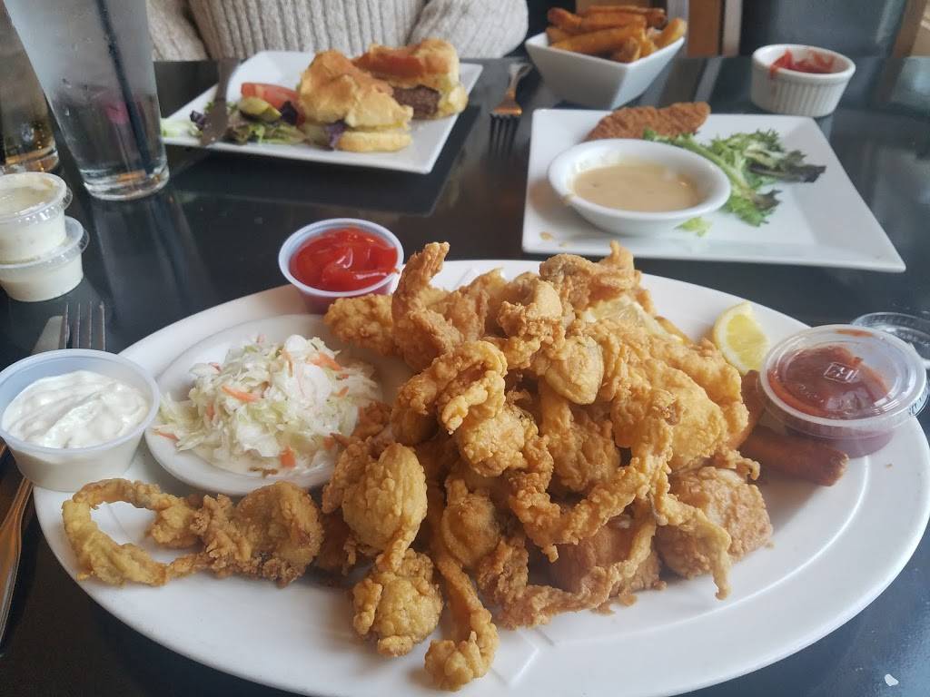 Captain Scotts Seafood Restaurant | restaurant | 71 Tupper Rd, Sandwich, MA 02563, USA | 5088881675 OR +1 508-888-1675