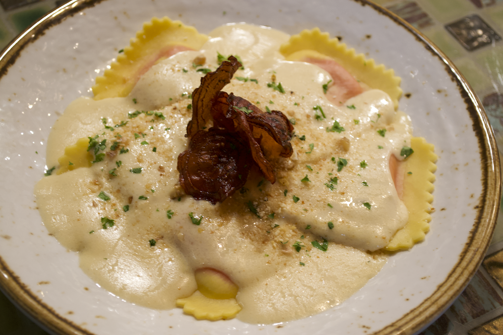 Tonis Trattoria | restaurant | 19 W Columbus St, Galena, OH 43021, USA | 7409365125 OR +1 740-936-5125