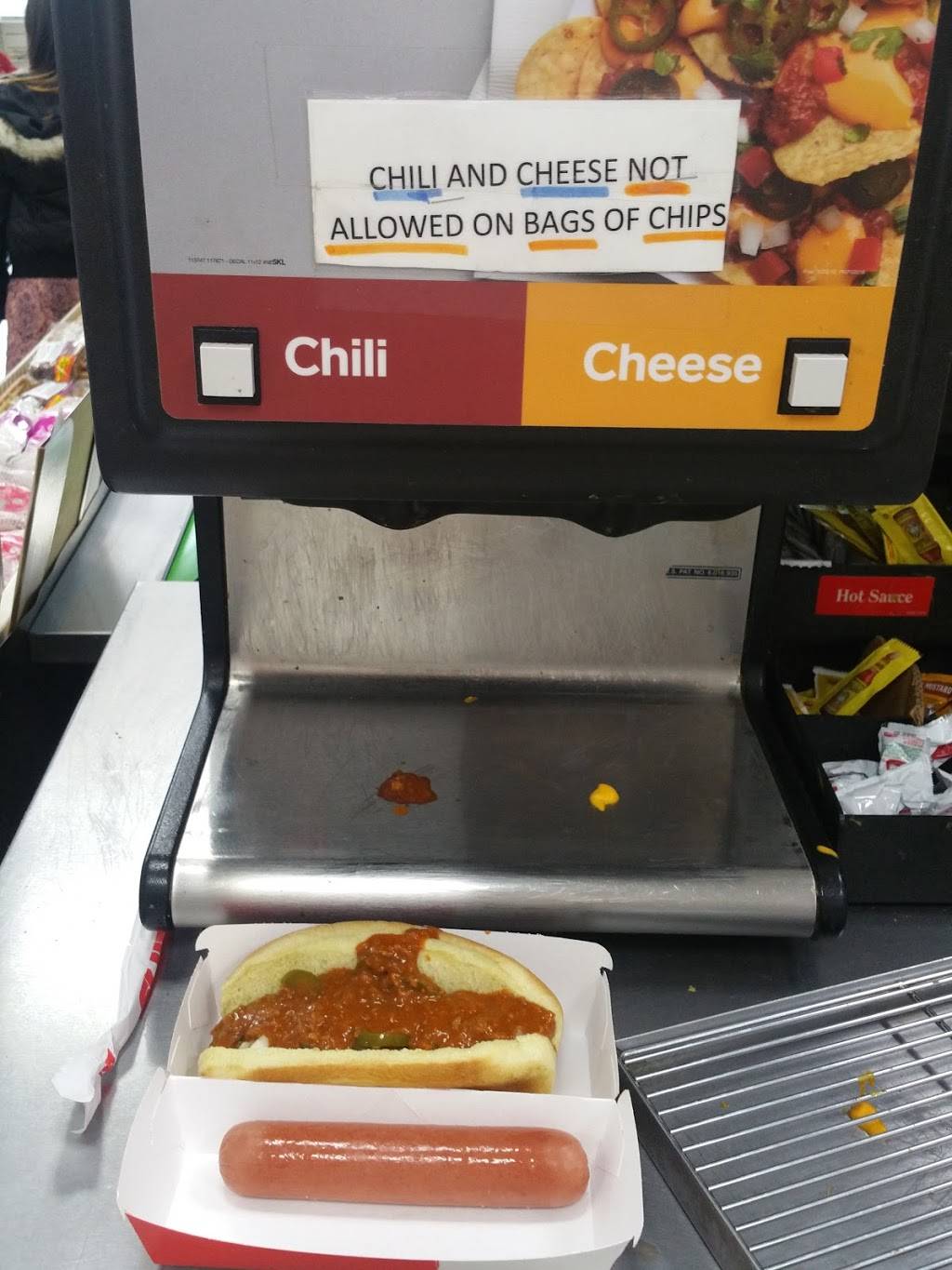 7-Eleven | bakery | 620 W Ocean Ave, Lompoc, CA 93436, USA | 8057367391 OR +1 805-736-7391