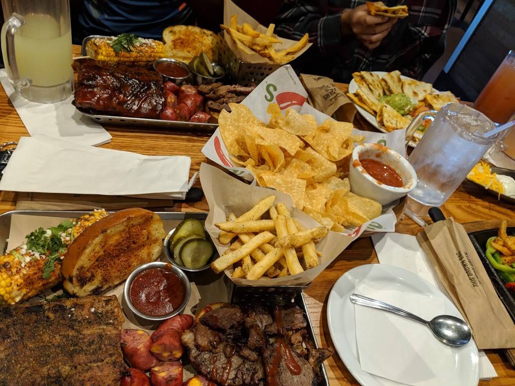 Chilis Grill & Bar | meal takeaway | 6251 Long Prairie Rd, Flower Mound, TX 75028, USA | 9723555826 OR +1 972-355-5826