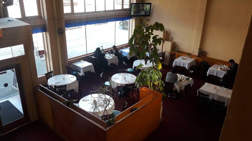 The Tandoori Nite | restaurant | 2160 University Ave, Berkeley, CA 94704, USA | 5108487252 OR +1 510-848-7252