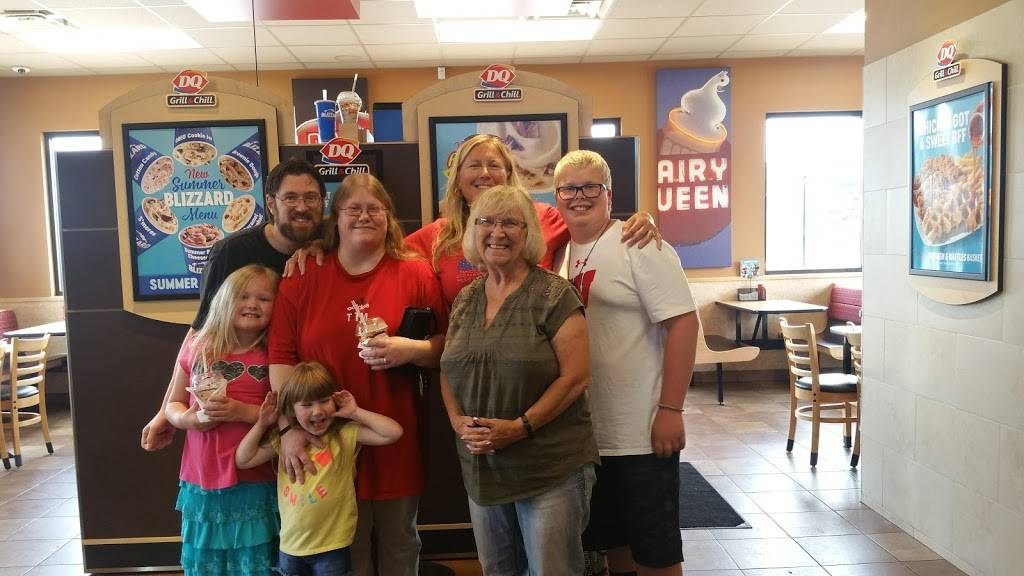 Dairy Queen Grill & Chill | restaurant | 475 N Knowles Ave, New Richmond, WI 54017, USA | 7152466443 OR +1 715-246-6443