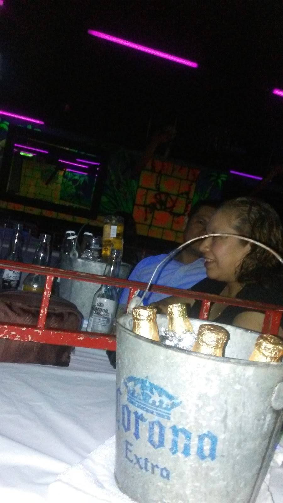 El Nuevo Monterey | restaurant | 601 N Harbor Blvd, Santa Ana, CA 92703, USA | 7145543681 OR +1 714-554-3681