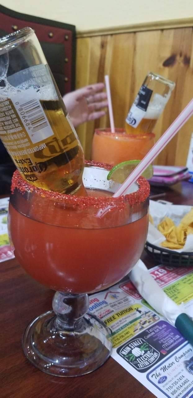 La Cabana Mexican Cuisine | restaurant | 1553 Marinette Ave, Marinette, WI 54143, USA | 7153305903 OR +1 715-330-5903