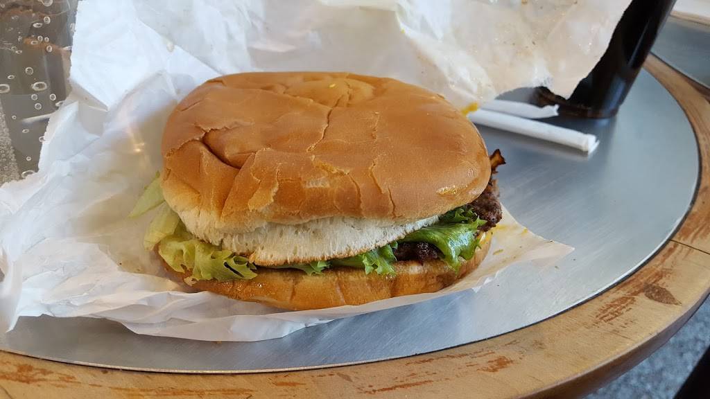 Kopps Frozen Custard | restaurant | 7631 W Layton Ave, Greenfield, WI 53220, USA | 4142824312 OR +1 414-282-4312