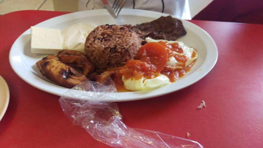 Pupuseria centroamericana | restaurant | 2504 W Doctor M.L.K. Jr Blvd, Tampa, FL 33607, USA | 8138741248 OR +1 813-874-1248