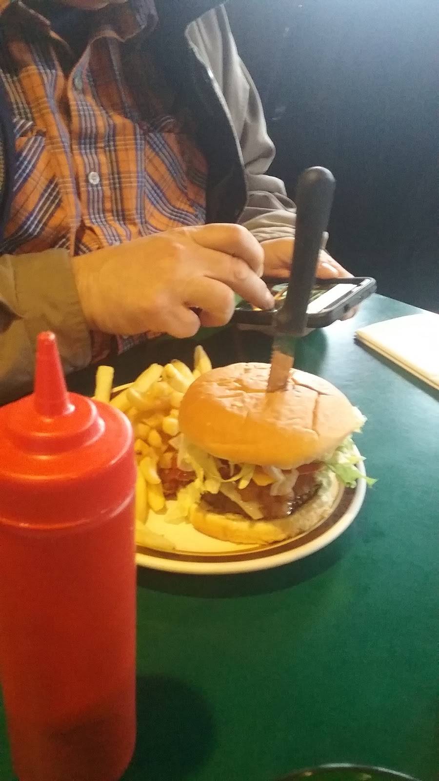 Archeys Bar & Grill | restaurant | 5575 Oak St, Onondaga, MI 49264, USA | 5176283340 OR +1 517-628-3340