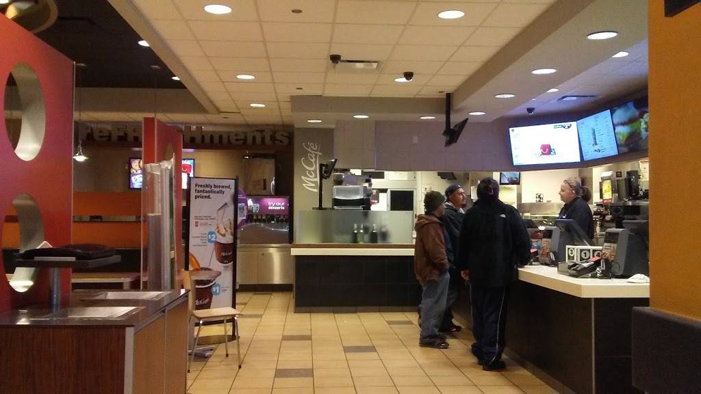 McDonalds | cafe | 200 N 12th St, Gadsden, AL 35901, USA | 2565470393 OR +1 256-547-0393