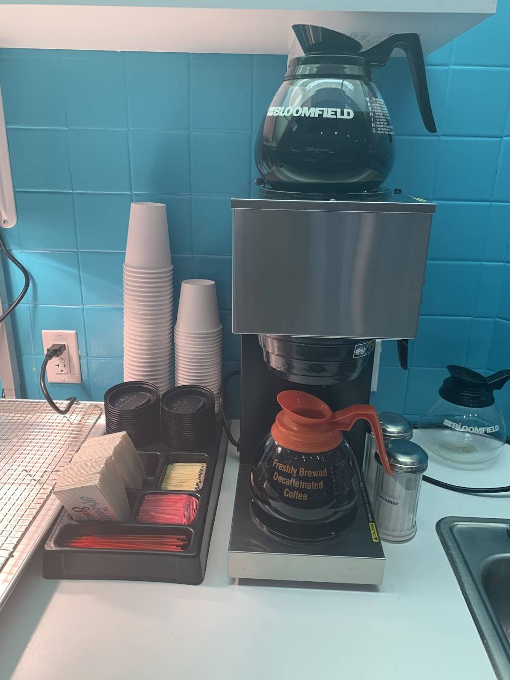 The Kreative Sweet Boutique | restaurant | 6075 Winchester Rd Suite 454, Memphis, TN 38115, USA | 9013999516 OR +1 901-399-9516