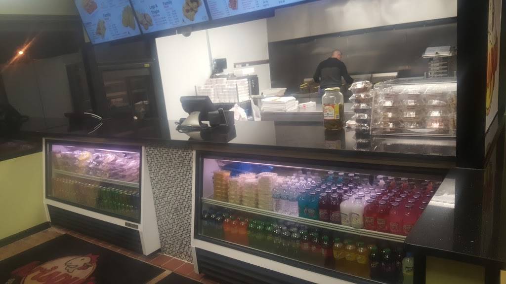 Krispys seafood & chicken | restaurant | 7108 s wabash ave 3, Chicago, IL 60619, USA | 7739527739 OR +1 773-952-7739