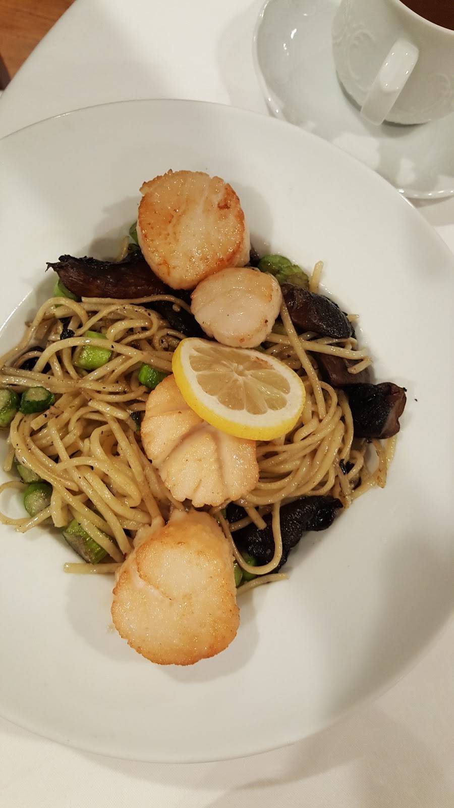 Red Geranium Restaurant | restaurant | 520 North St, New Harmony, IN 47631, USA | 8126826171 OR +1 812-682-6171