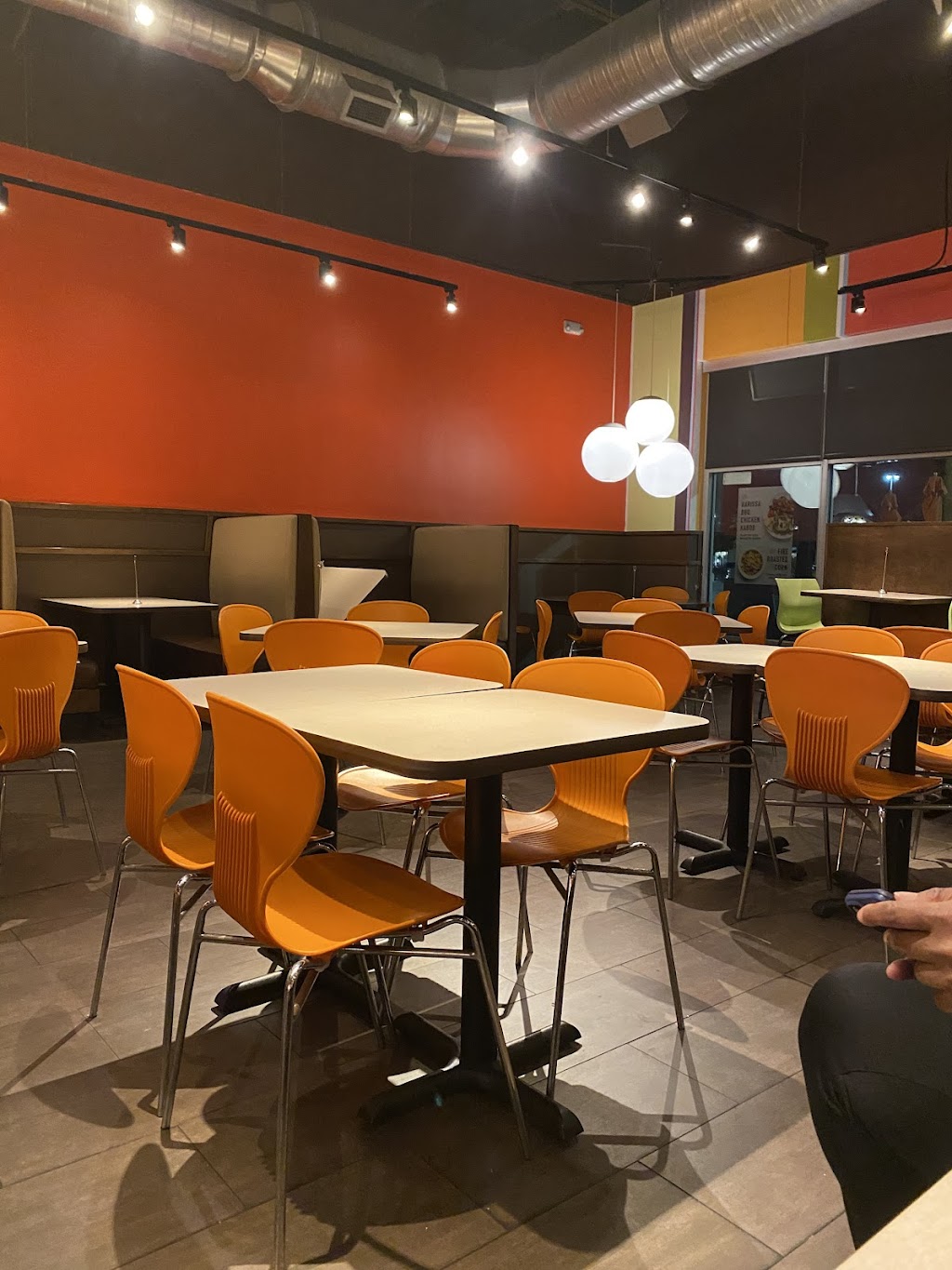 Zoës Kitchen | restaurant | 4357 Legendary Dr, Destin, FL 32541, USA | 8506506525 OR +1 850-650-6525