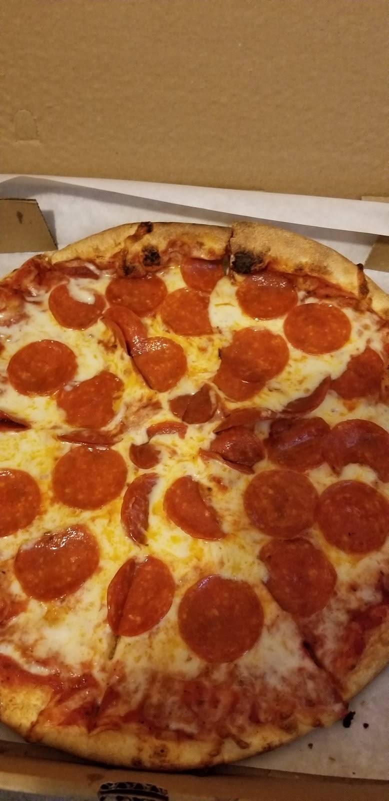 Sammys Pizza & Seafood | restaurant | 14 E Main St, Northborough, MA 01532, USA | 5084662007 OR +1 508-466-2007