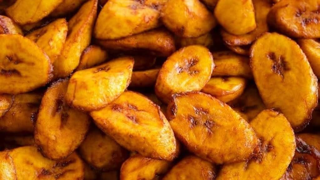 Love Birds Jerk Spot | restaurant | 6311 Silver Star Rd #20, Orlando, FL 32818, USA | 3212475214 OR +1 321-247-5214