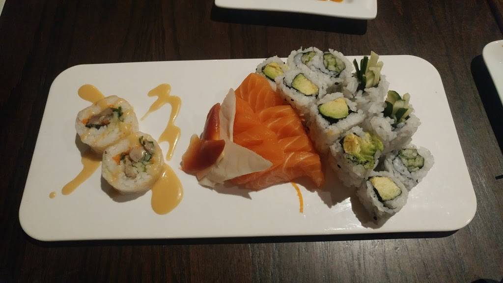 O Piment | restaurant | 1092 Boulevard Moody, Terrebonne, QC J6W 3K9, Canada | 4504718405 OR +1 450-471-8405