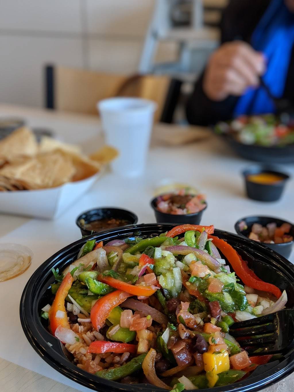 Baja Fresh Mexican Grill | restaurant | 12800 Seal Beach Blvd, Seal Beach, CA 90740, USA | 5625981555 OR +1 562-598-1555