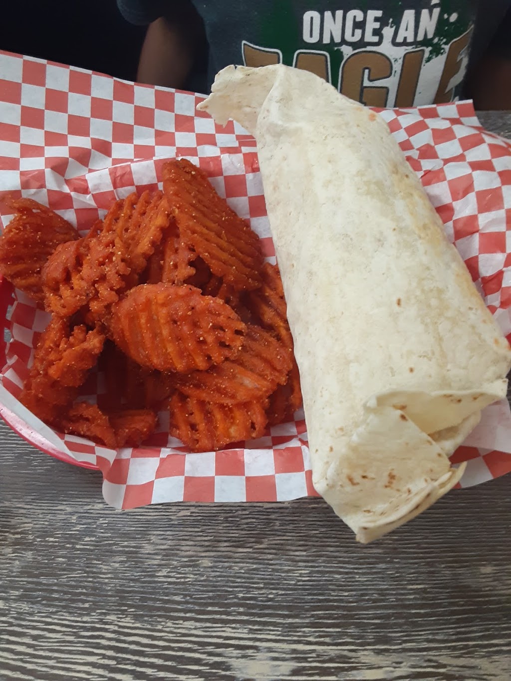 Cracked Egg Cafe | restaurant | 3110 Whipple Ave NW, Canton, OH 44718, USA | 3309158694 OR +1 330-915-8694