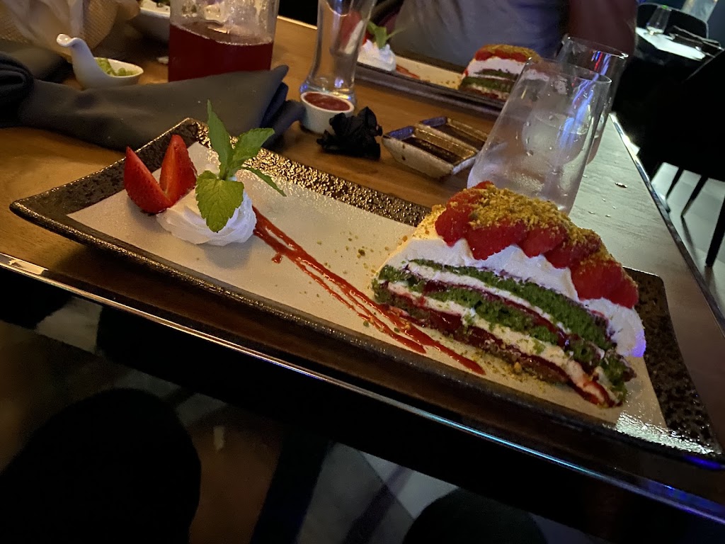 SILK Restaurant & Lounge | restaurant | 222 Avenue U, Brooklyn, NY 11223, USA | 7183772222 OR +1 718-377-2222