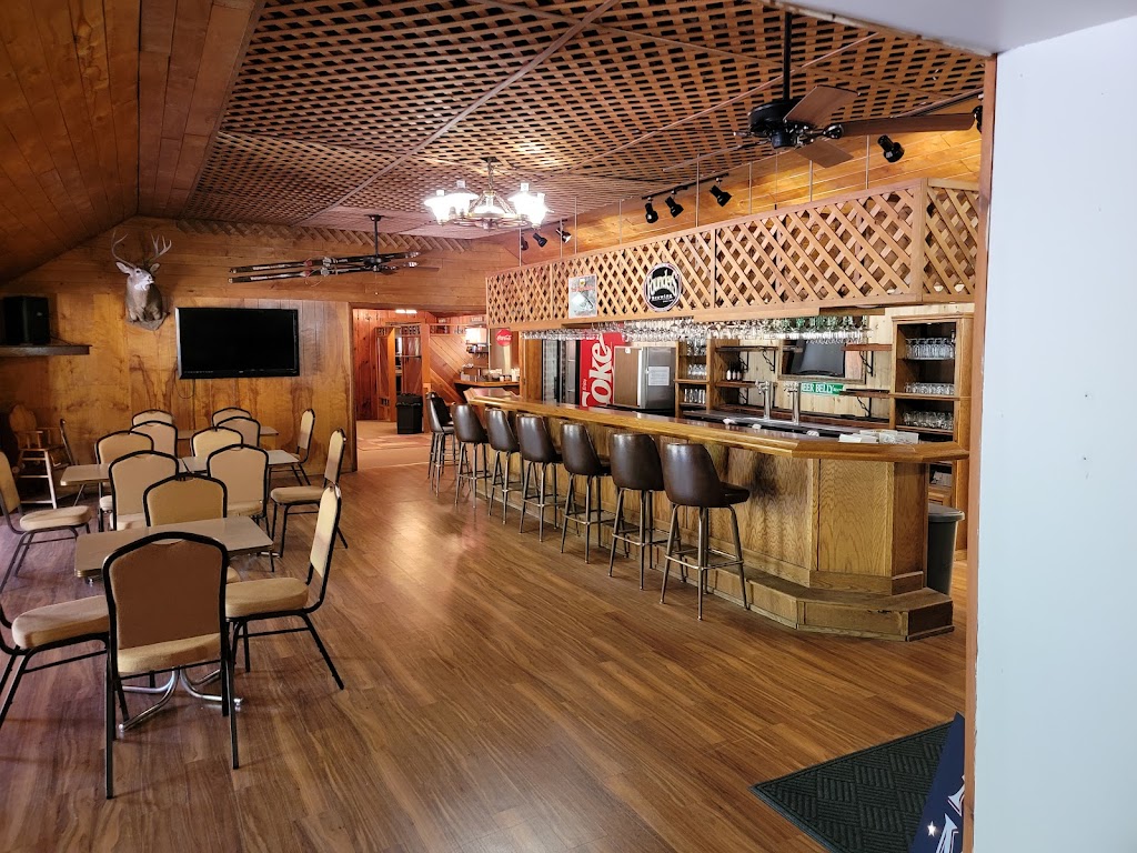 Porkies Outpost | restaurant | 251 Lincoln Ave, Ontonagon, MI 49953, USA | 9068855612 OR +1 906-885-5612