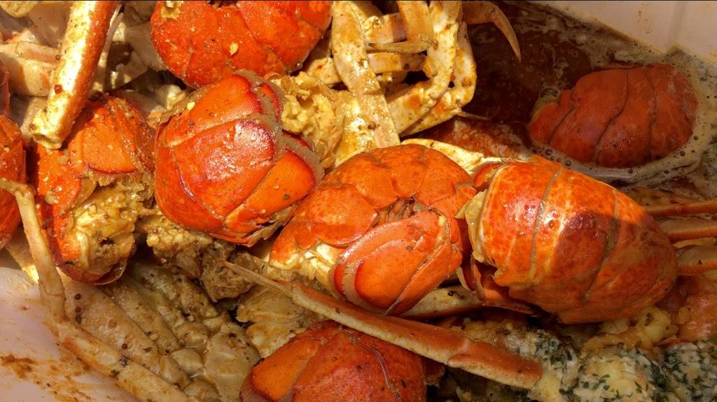 Spiveys Famous Bistro | restaurant | 3530 Scott St Unit C, Houston, TX 77004, USA | 7138046095 OR +1 713-804-6095