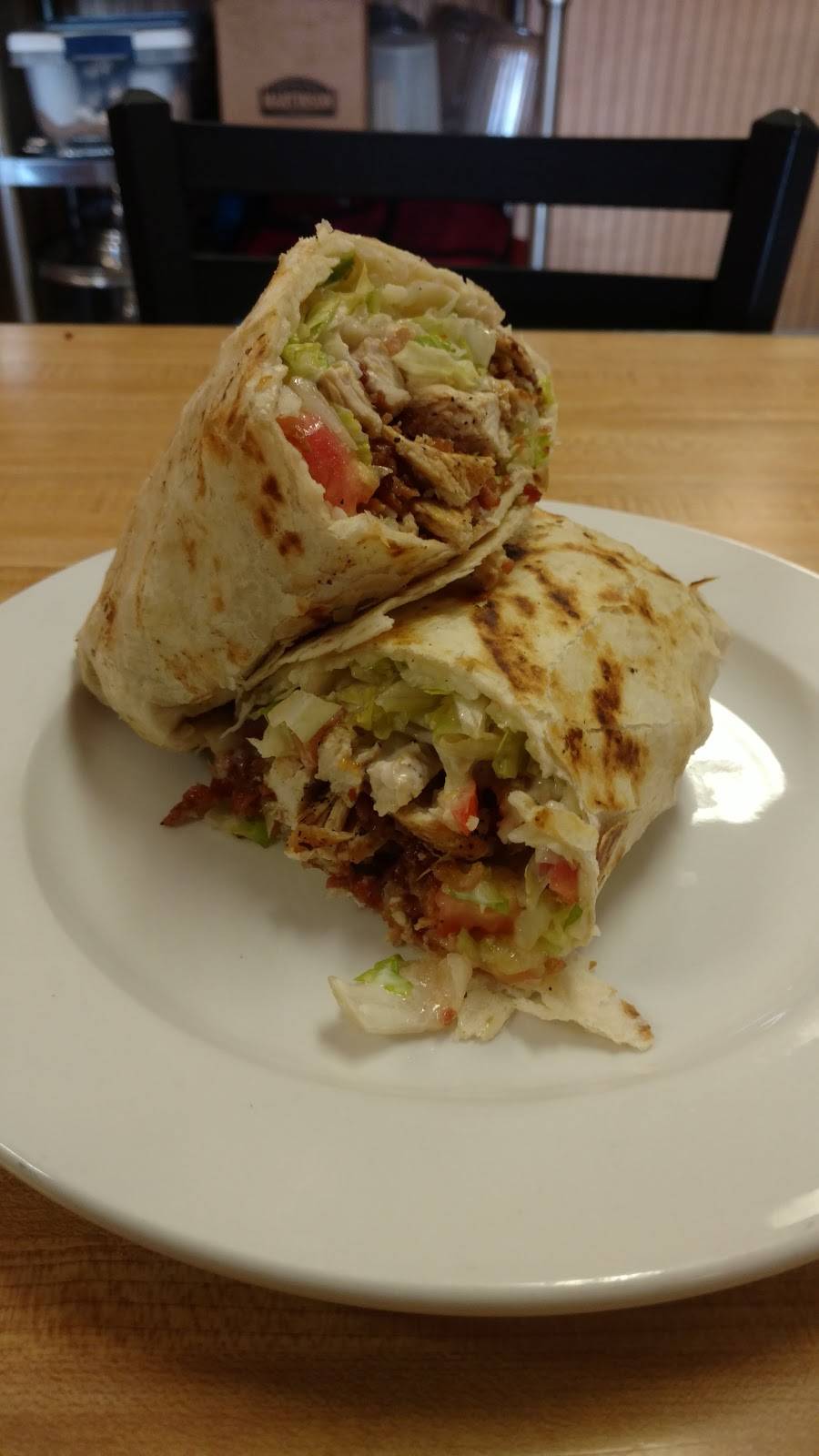 Tinas Pizza Cafe & Restaurant | restaurant | 69 Brookside Ave #205, Chester, NY 10918, USA | 8454694357 OR +1 845-469-4357