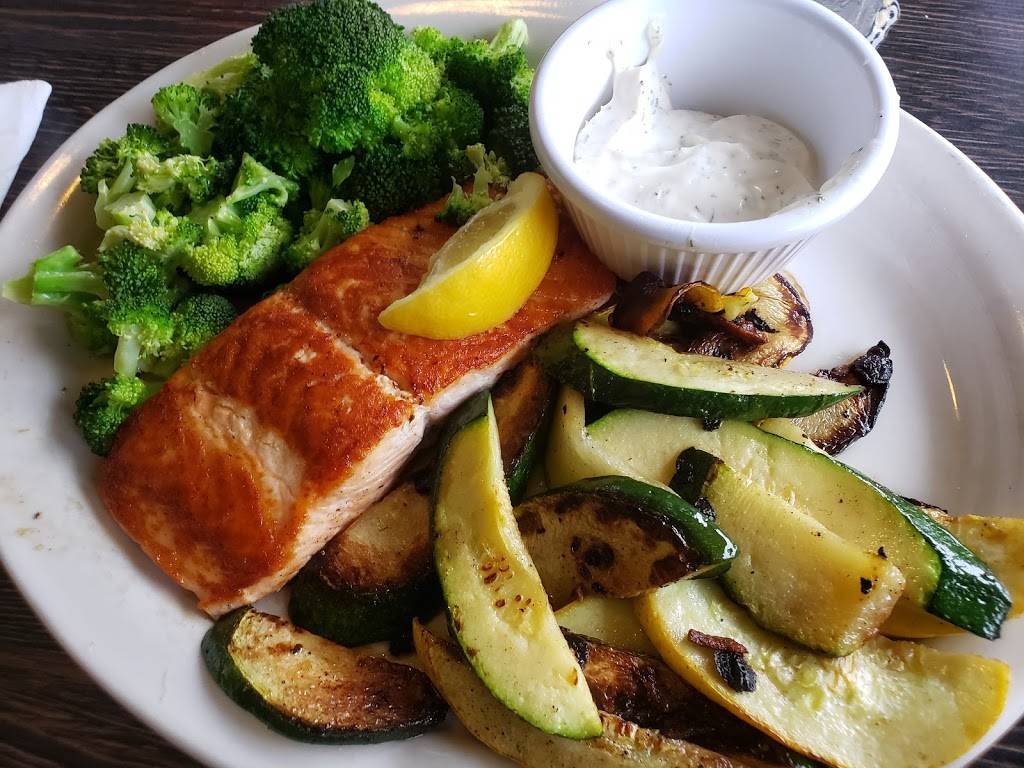 Metro Diner | cafe | 7954 N Wickham Rd Suite 101, Melbourne, FL 32940, USA | 3212476414 OR +1 321-247-6414