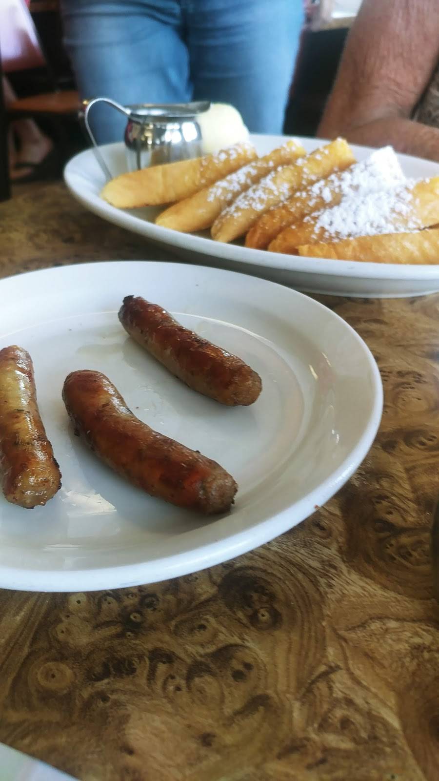 Uncle Charlies Finer Diner | restaurant | 1496 Main St, Weymouth, MA 02190, USA | 7813373889 OR +1 781-337-3889