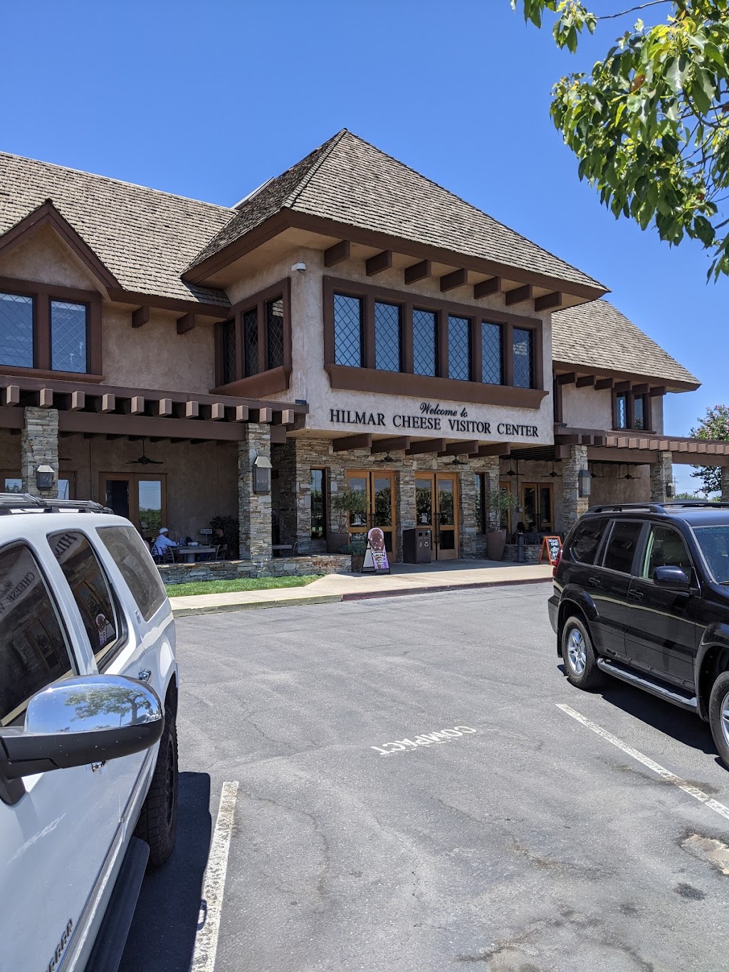 Hilmar Cheese Company Visitor Center | cafe | 9001 Lander Ave, Hilmar, CA 95324, USA | 2096561196 OR +1 209-656-1196